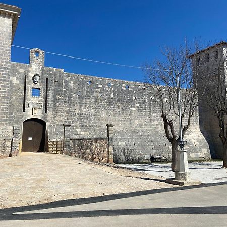 Teta Jana Apartment Smoljanci Luaran gambar